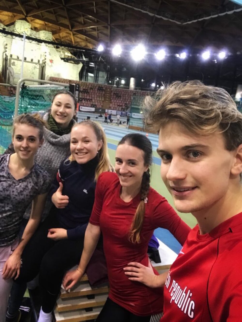 Sobotní atletika doma i za hranicemi