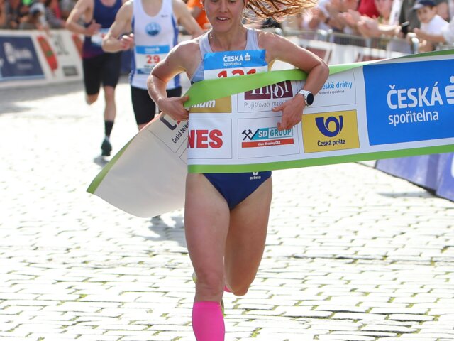 Tereza Hrochová získává svůj čtvrtý titul na MČR v půlmaratonu