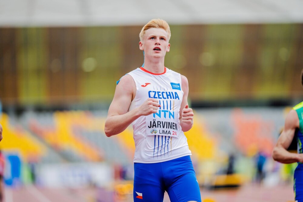 Zach a Táborská postupují, Järvinen leaderem desetiboje