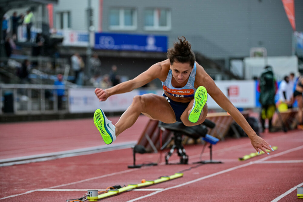 Skvělá atletika navzdory zimě a dešti