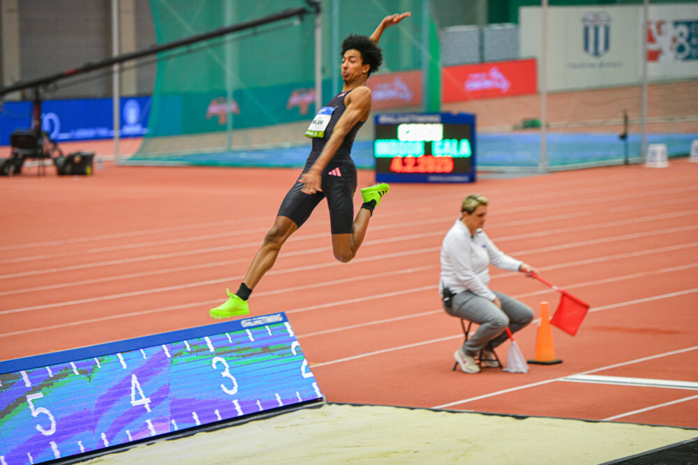 Na vyprodané Czech Indoor Gala se vrací hvězdný Furlani, nebude chybět ani Tentoglou
