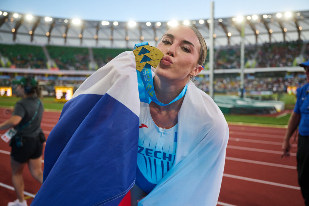 Zlatá Nicole a její strmá i trnitá cesta na vrchol