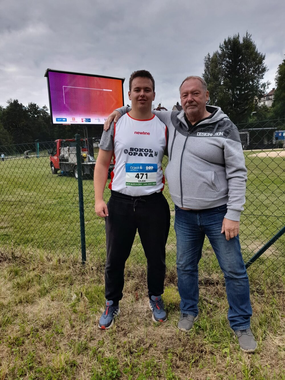 Zemřel Vladimír Hanák