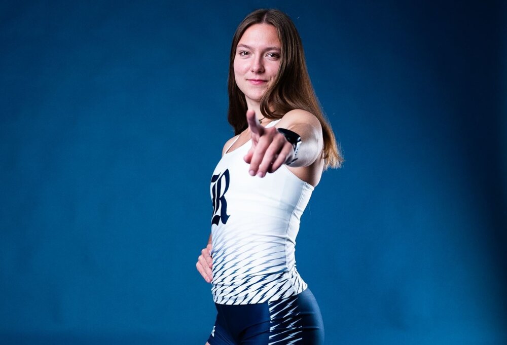 McRae zaběhl světový rekord na halové čtvrtce, Malíková má halový osobák