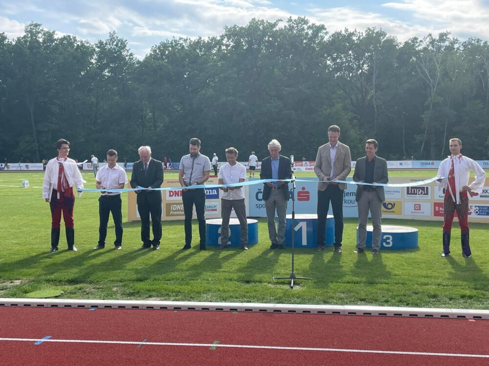 Stadion v Hodoníně slavnostně otevřen