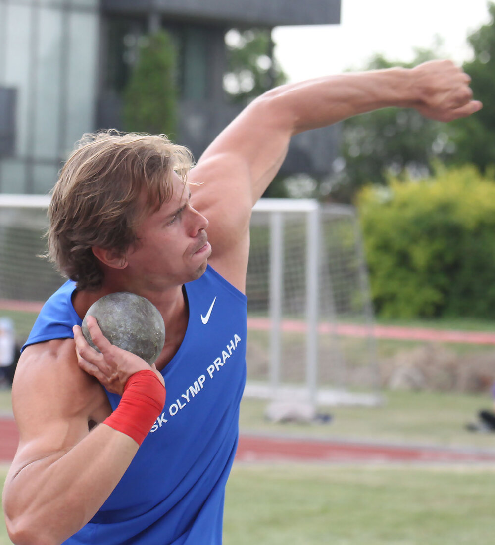 Víkendová atletika doma i v zahraničí