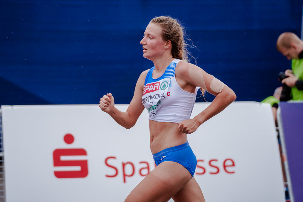 Martínková došla v dešti pro 7. místo