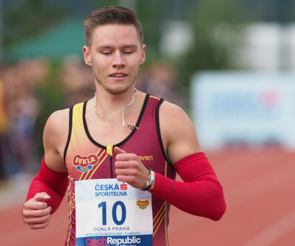 Mistrovské obhajoby Dukly a USK