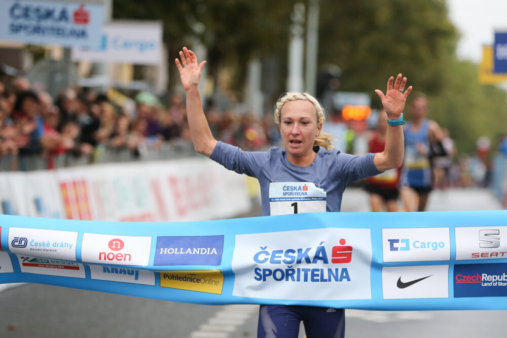 Běchovické triumfy pro Zemaníka a Vrabcovou