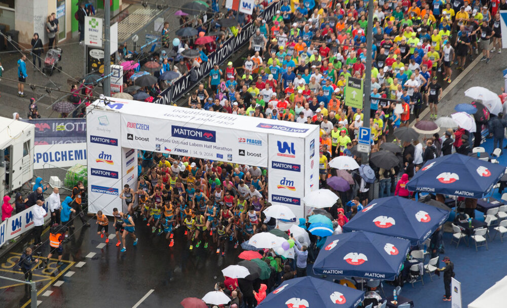 Ústecký půlmaraton pro Keseteho a Jepchirchirovou