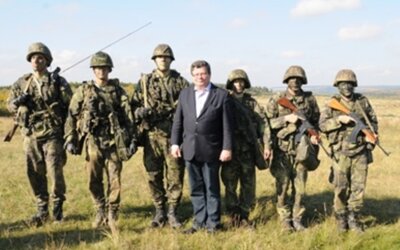 Holuša a Maslák ve vojenském přijímači