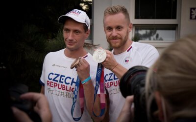 Přílet oštěpařů z Tokia
