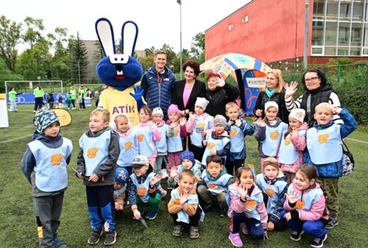Sportovní dopoledne pro děti v Mostě přilákalo stovky malých sportovců