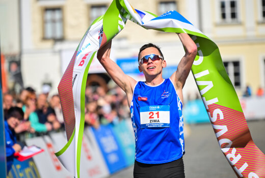 Půlmaratonské tituly pro Hrochovou a Zimu