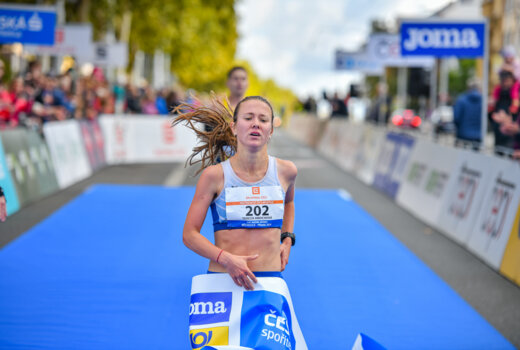 Vrchařské tituly berou opět Hrochová a Kovář