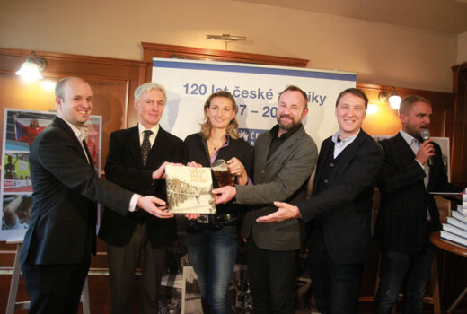 Špotáková a Dvořák pokřtili knihu 120 let české atletiky