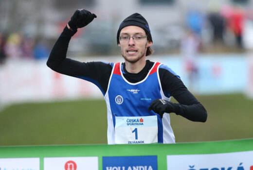 Krosovými šampiony Zemaník, Vrzalová a Sasínek