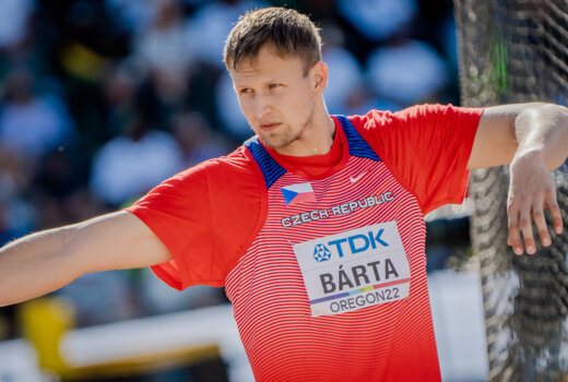 Bárta při debutu na MS patnáctý