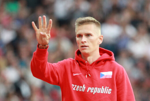 Boltova bronzová rozlučka a 10. Juška