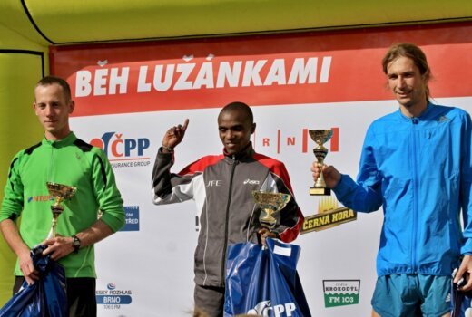 Běh Lužánkami ovládli Mwangi a Szabóová