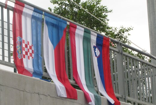 České „dvaadvacítky“ zcela ovládly mezistátko