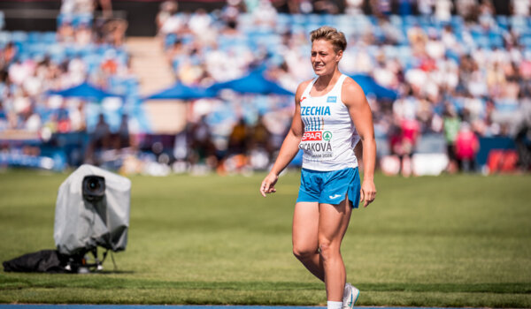 Podmínky potrápily při kvalifikacích všechny atlety, Italové slaví rekord ME ve štafetě