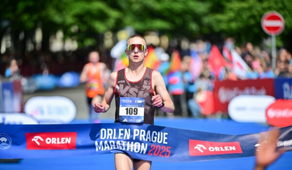 Premiérové maratonské tituly pro Hrochovou a Havlenu