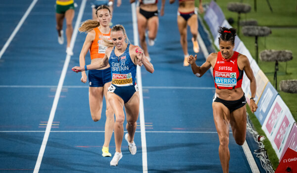Páteční večer zářily hvězdy, padly hned dva rekordy šampionátu